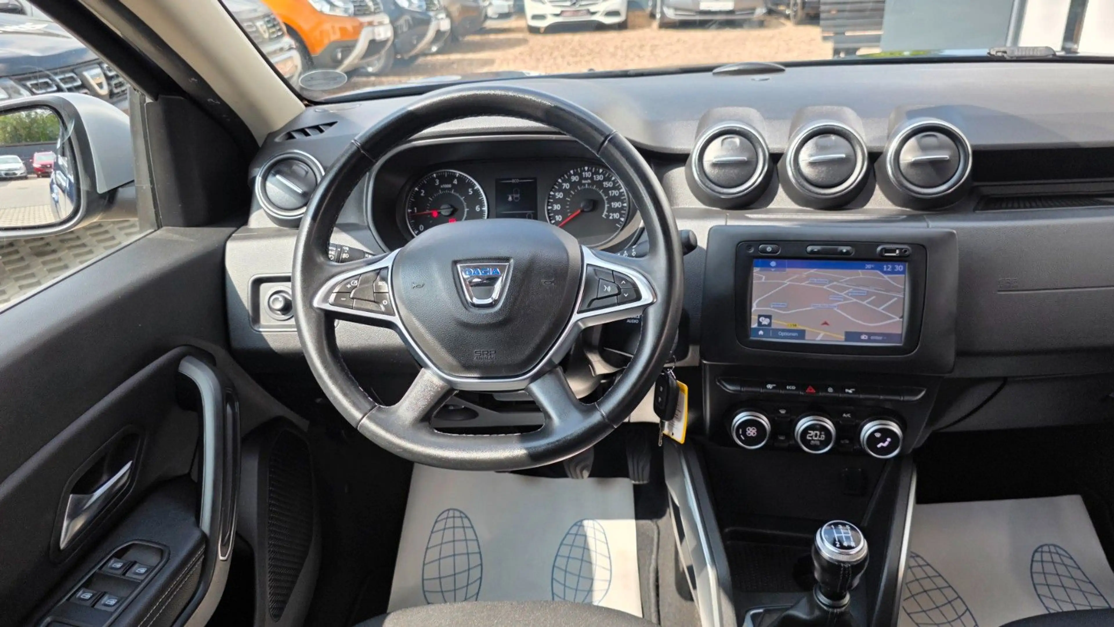Dacia Duster II Prestige*Erstbesitz*LPG*AHK*Navi*PDC* — photo 12