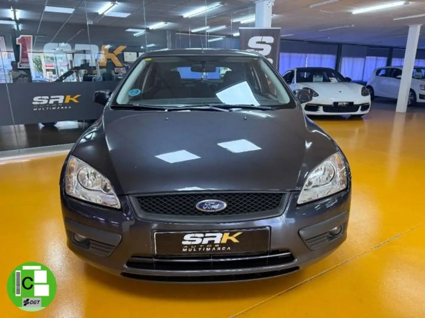 Ford Focus S.Break 1.6Ti-VCT Trend Gris - 2