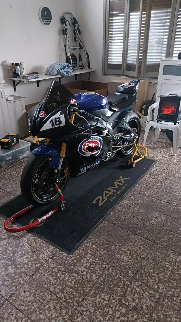 Yamaha YZF-R6 Blu/Azzurro - 1