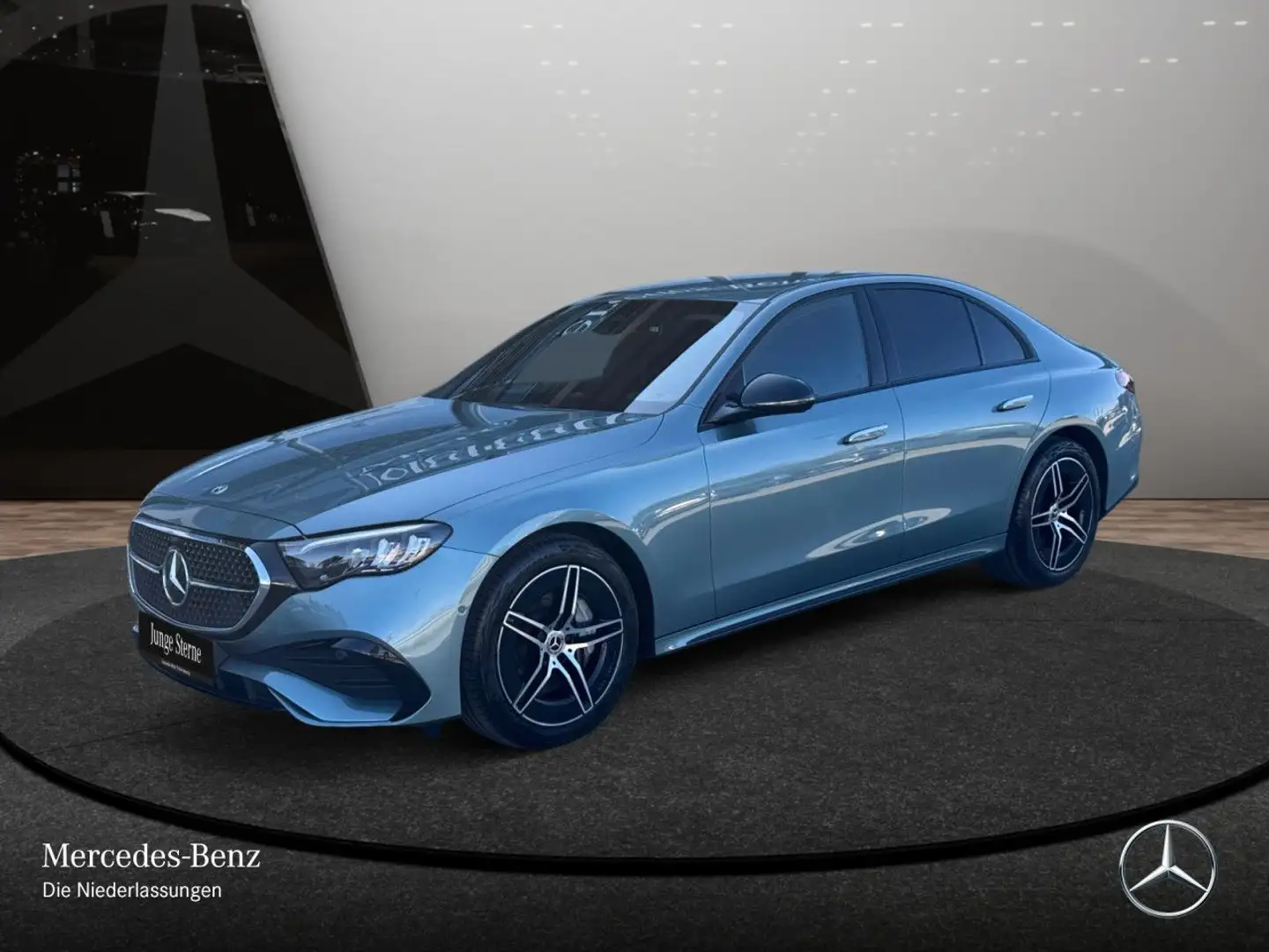 Mercedes-Benz E 220 d AMG Distr. LED Night Kamera Spurhalt-Ass Silber - 2