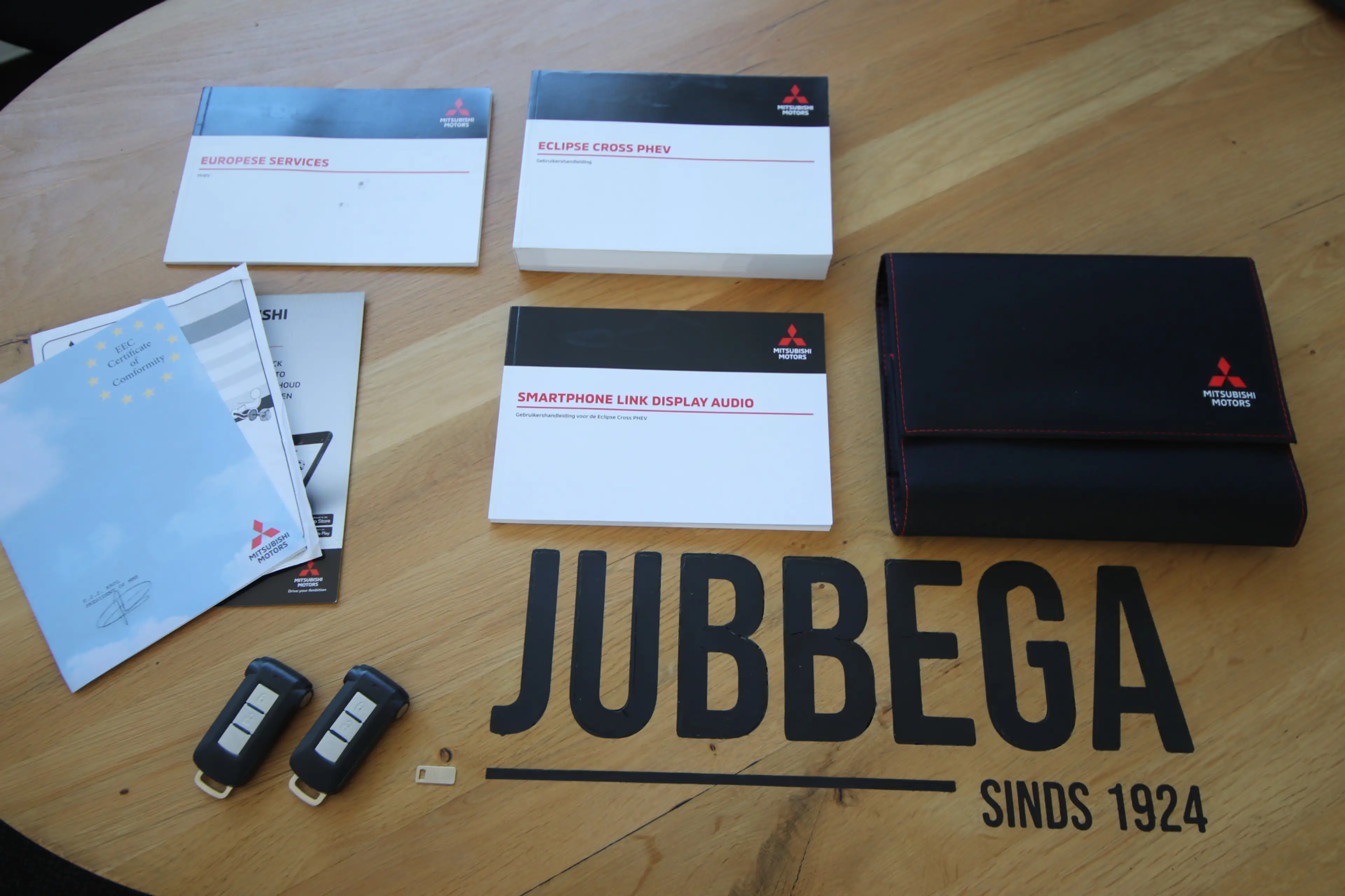 Mitsubishi Eclipse Cross 2.4 PHEV Black Edition E.Achterklep! NL-Auto, 1e e — photo 5
