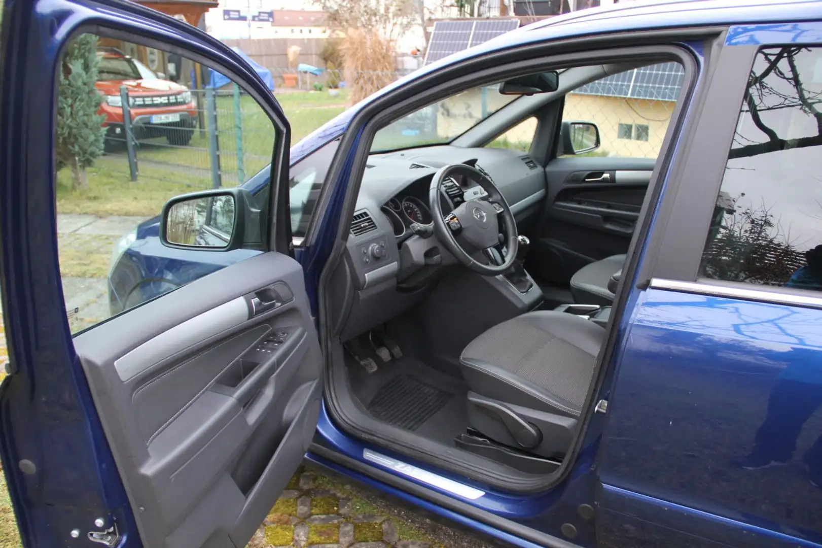 Opel Zafira B Edition 1.9cdti 1.HD Blau - 2