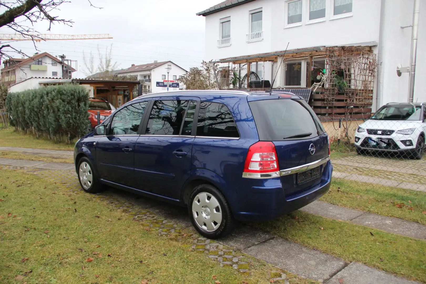 Opel Zafira B Edition 1.9cdti 1.HD Blau - 1