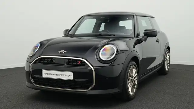 MINI Cooper S Favoured Trim
