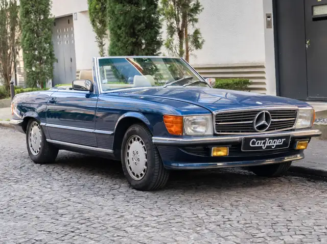 Mercedes-Benz 500 SL R107
