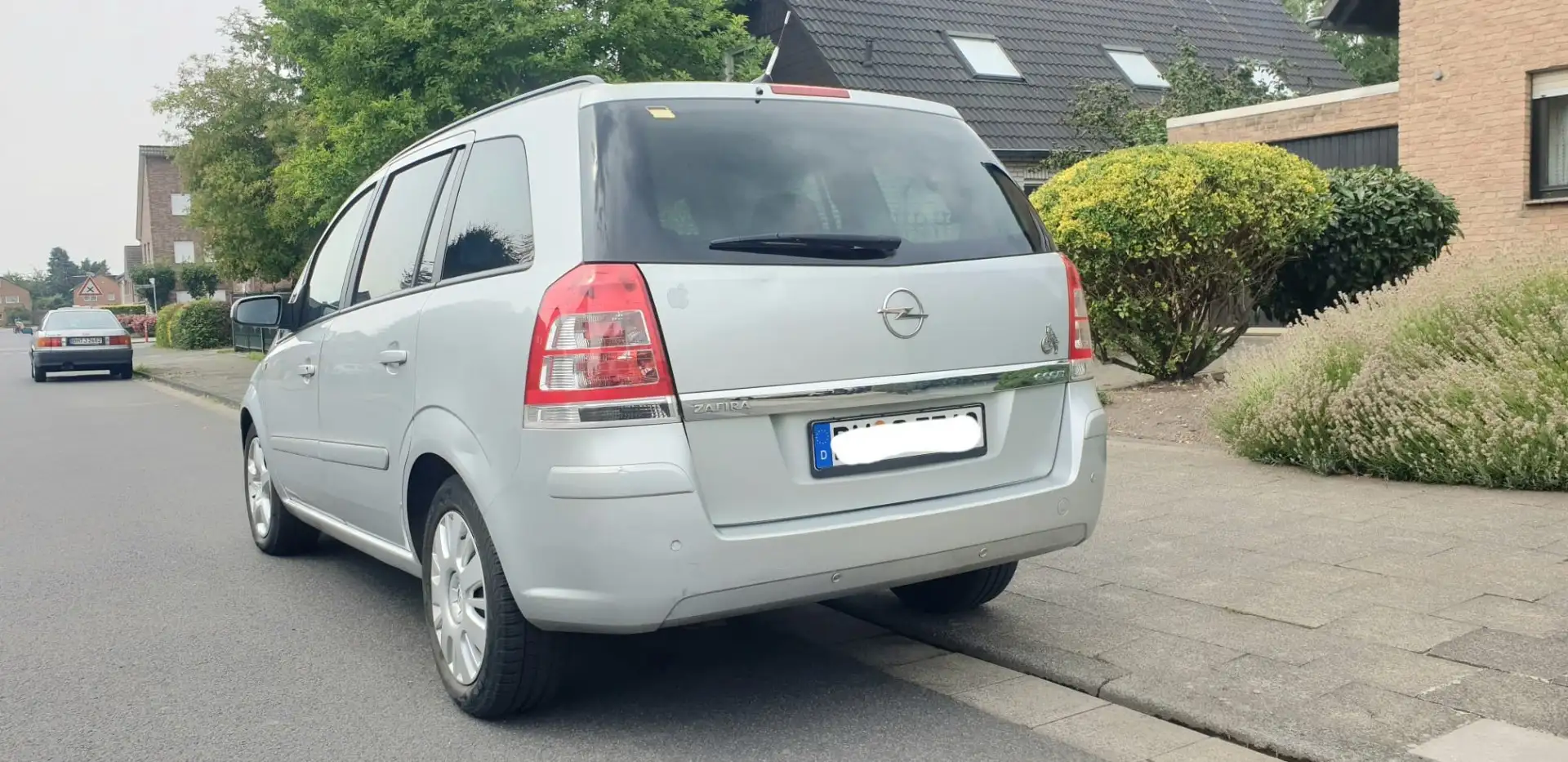 Opel Zafira 1.7 CDTI - 7 Sitzer - TüV Grau - 2