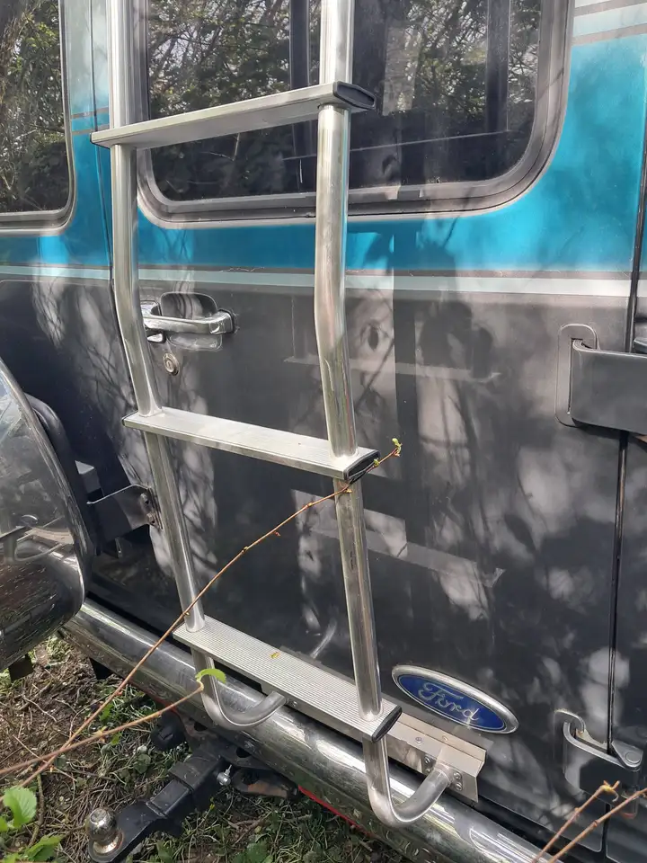 Ford Econoline V8 5,8 litres, foto 5