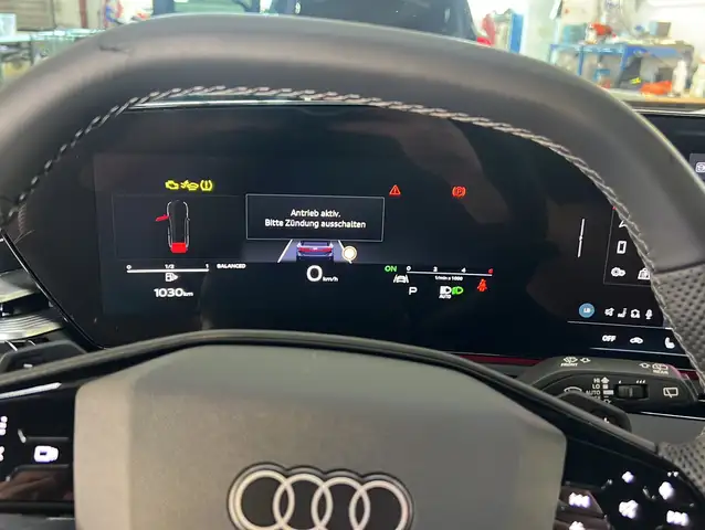Audi A6 view 8