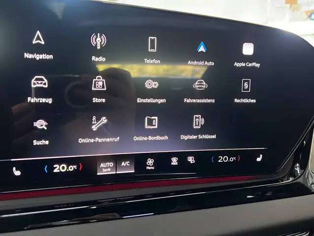 Audi A6 view 14