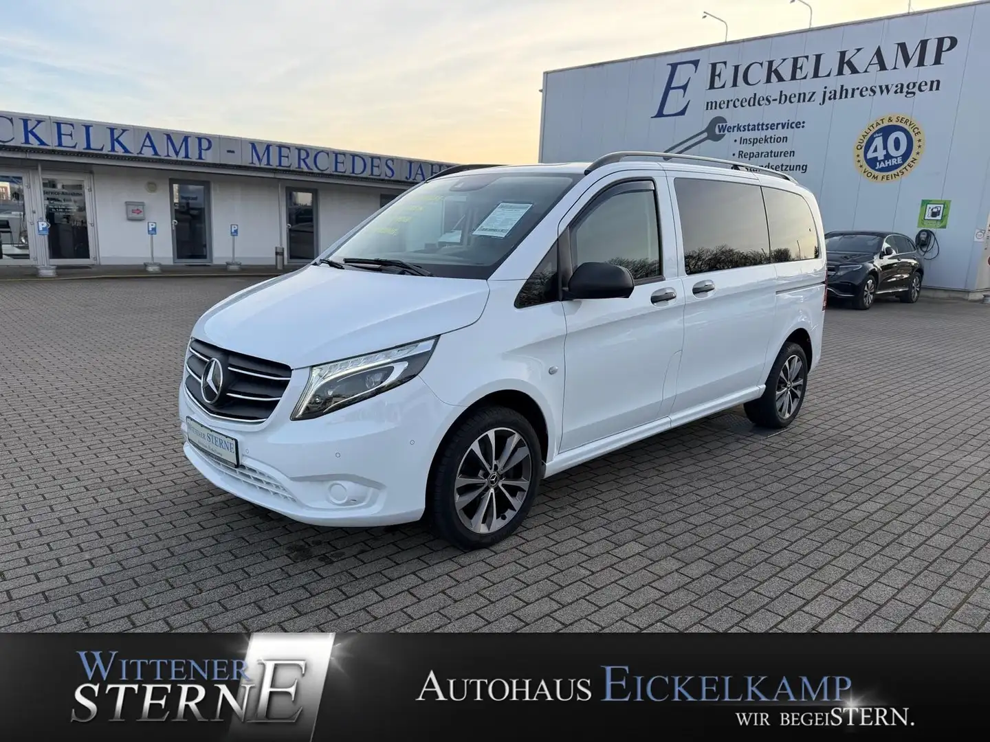Mercedes-Benz Vito 116 4x4 9G Edition Sport Tourer Pro kompakt Blanc - 1