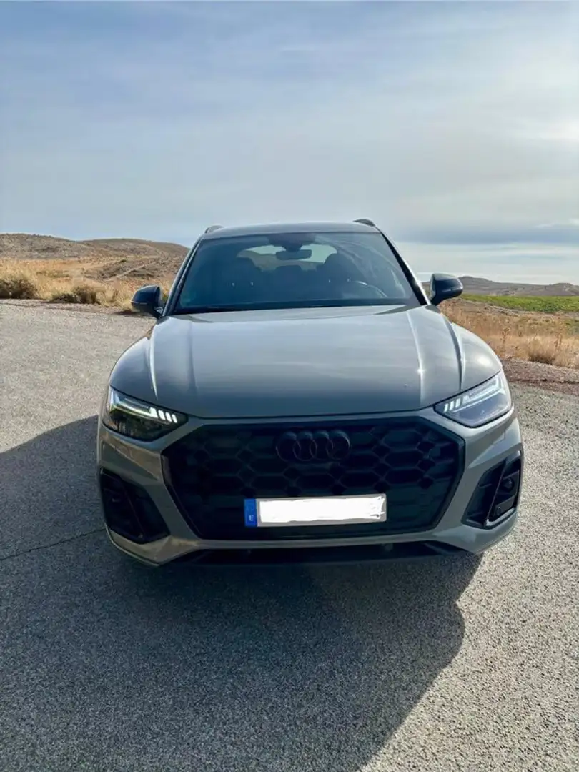 Audi Q5 2.0TDI Black line 110Kw - 1
