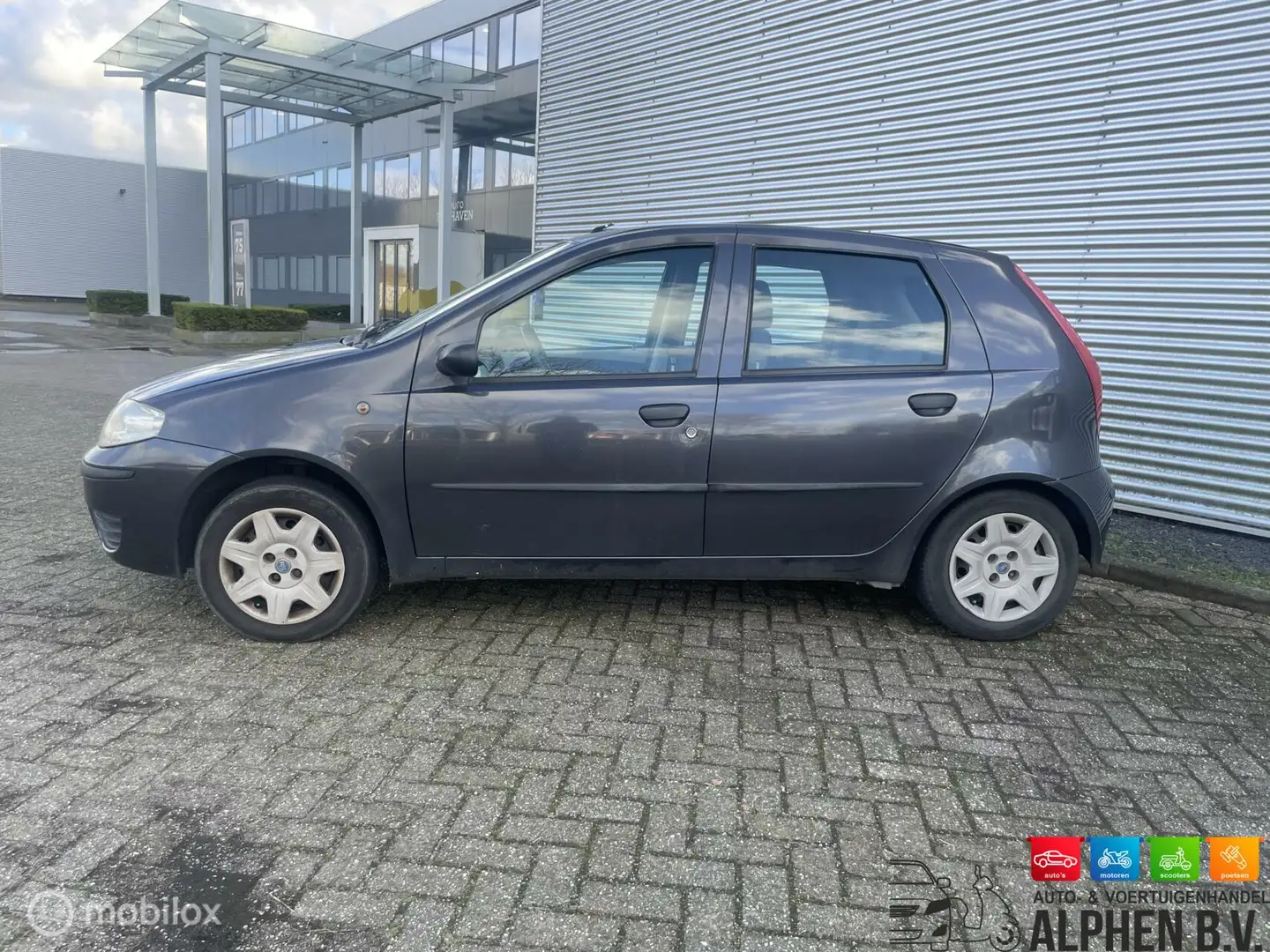 Fiat Punto 1.4-16V Dynamic - Airco - Nap - Grijs - 2