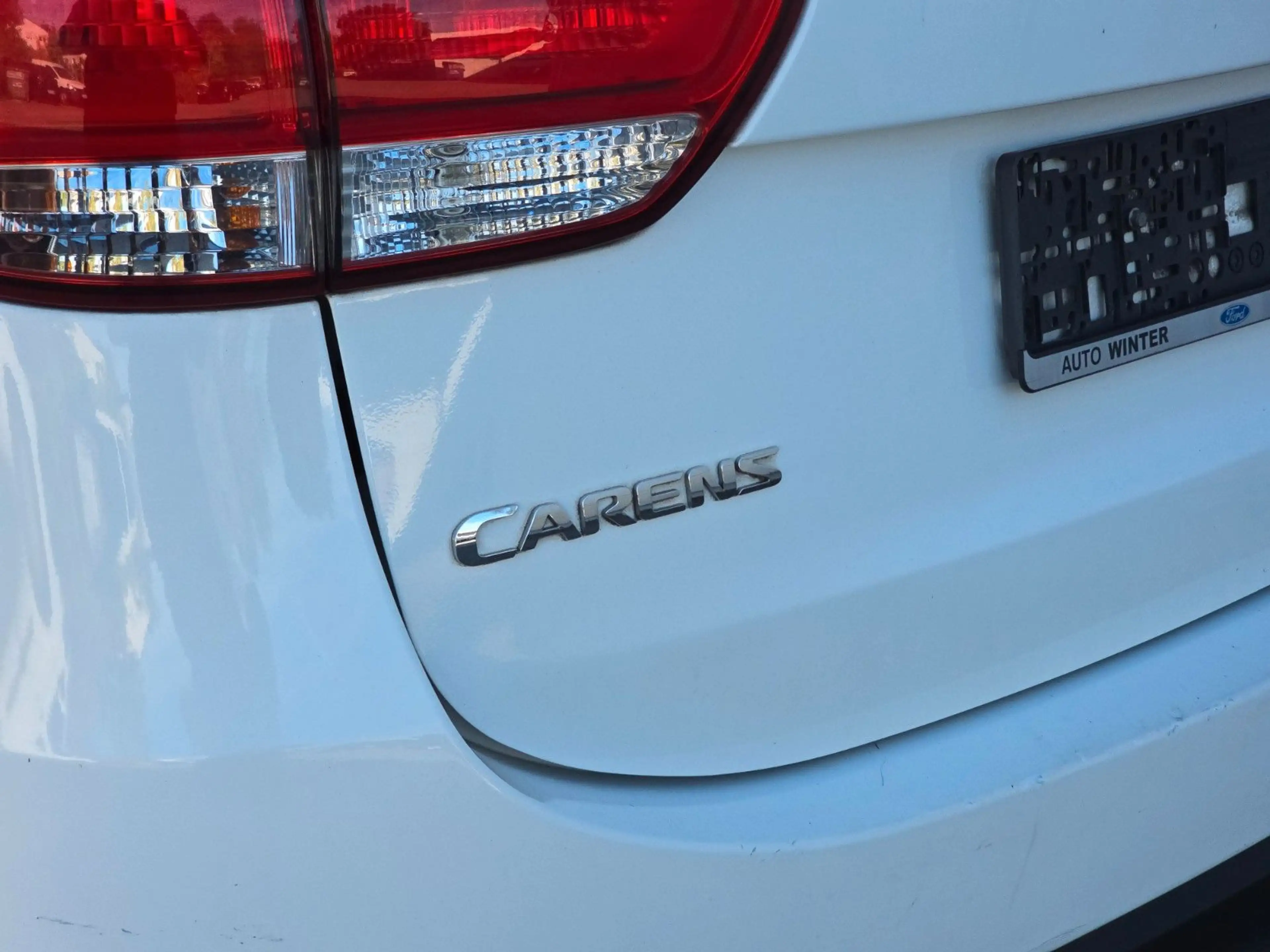 Kia Carens — photo 5