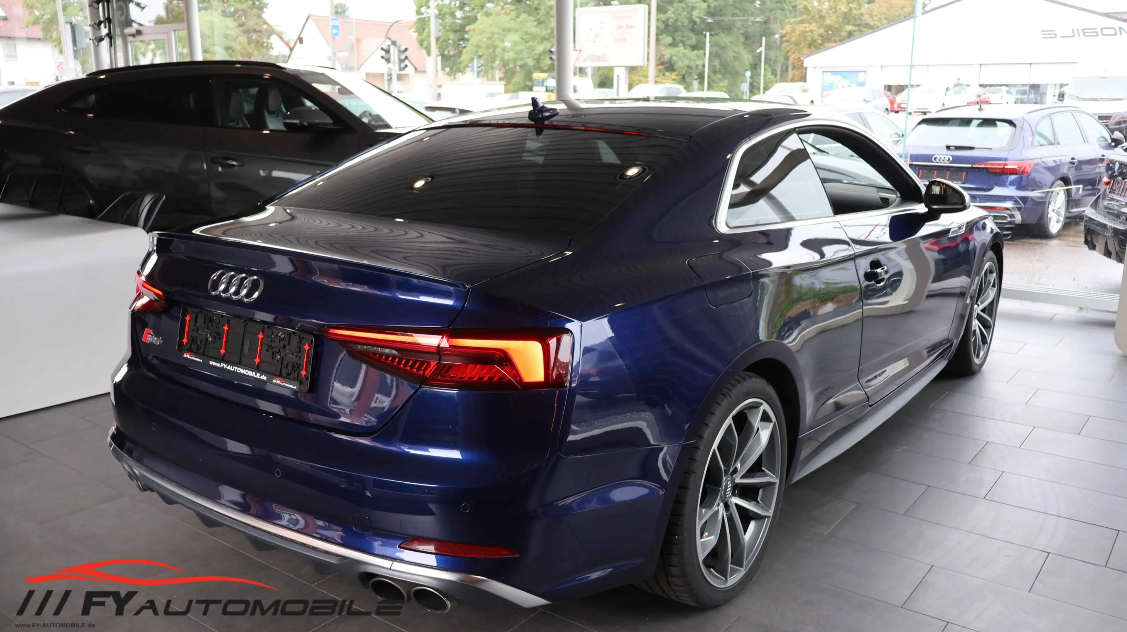 Audi S5 Coupé quattro* RS Sportsitze* Carbon* Pano* — photo 7