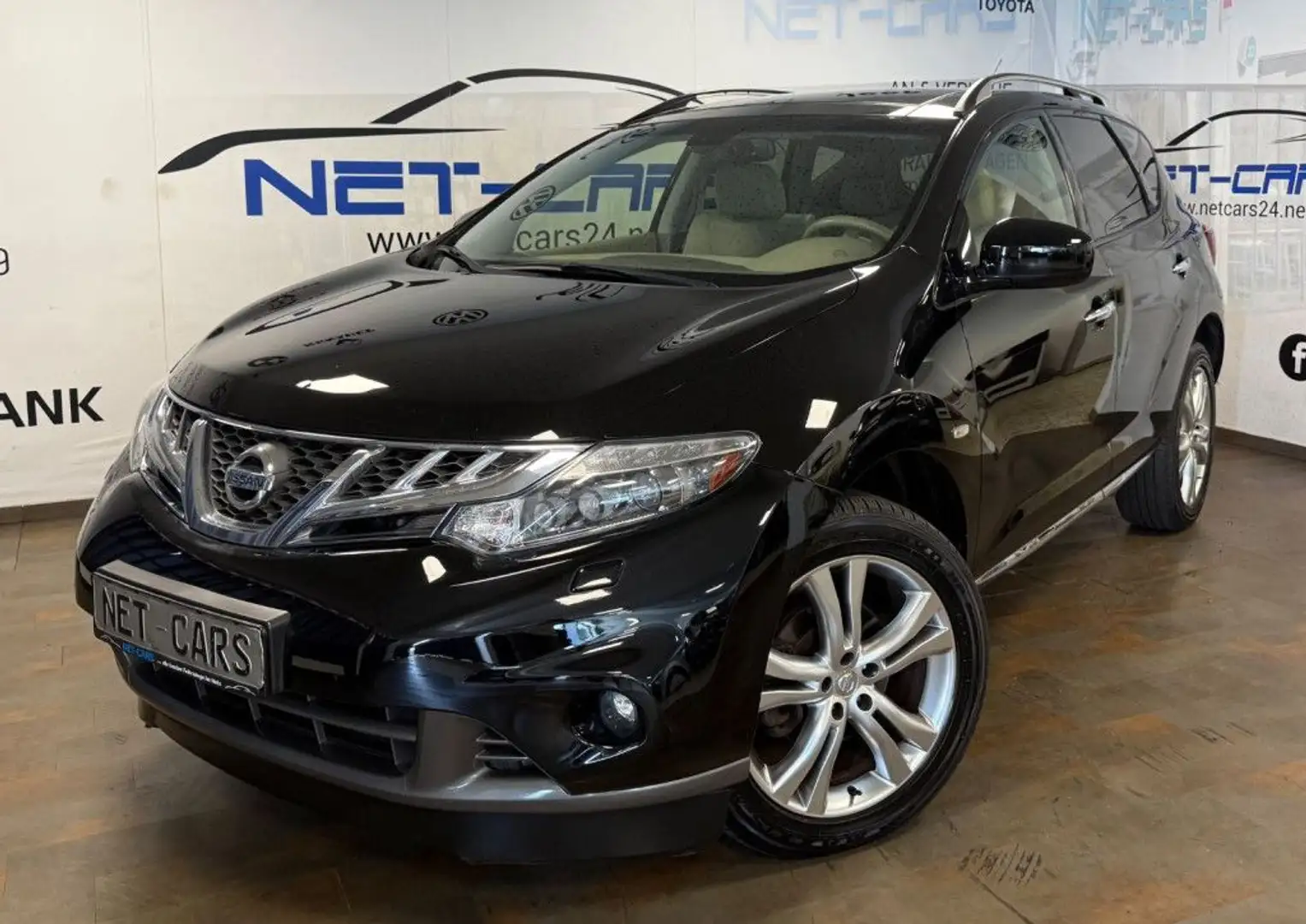Nissan Murano 2.5 l dCi Executive Leder*NAVi*PanoDach Schwarz - 1