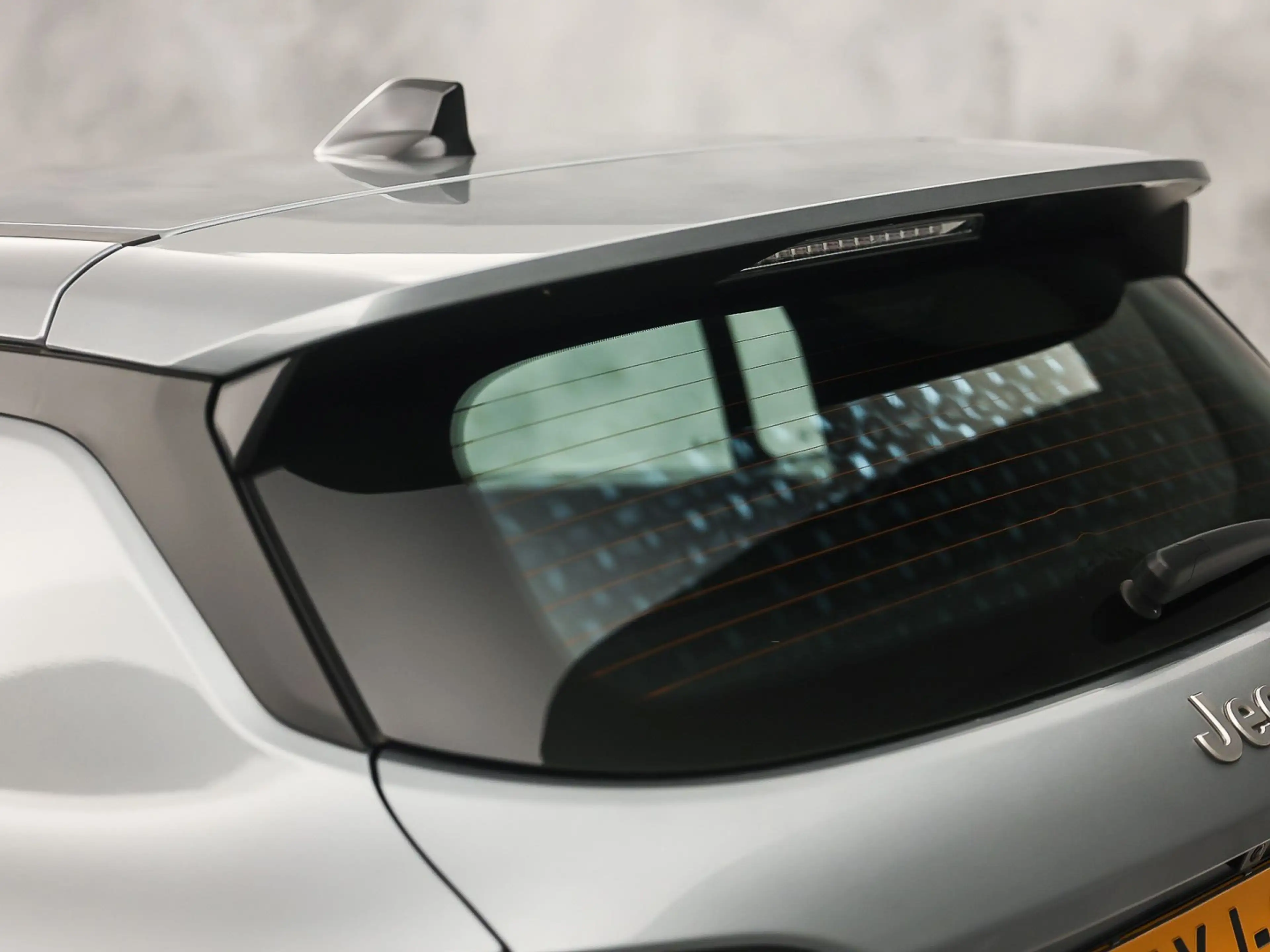 Jeep Avenger 1.2 Longitude (VIRTUAL COCKPIT, APPLE CARPLAY, 360 — photo 30