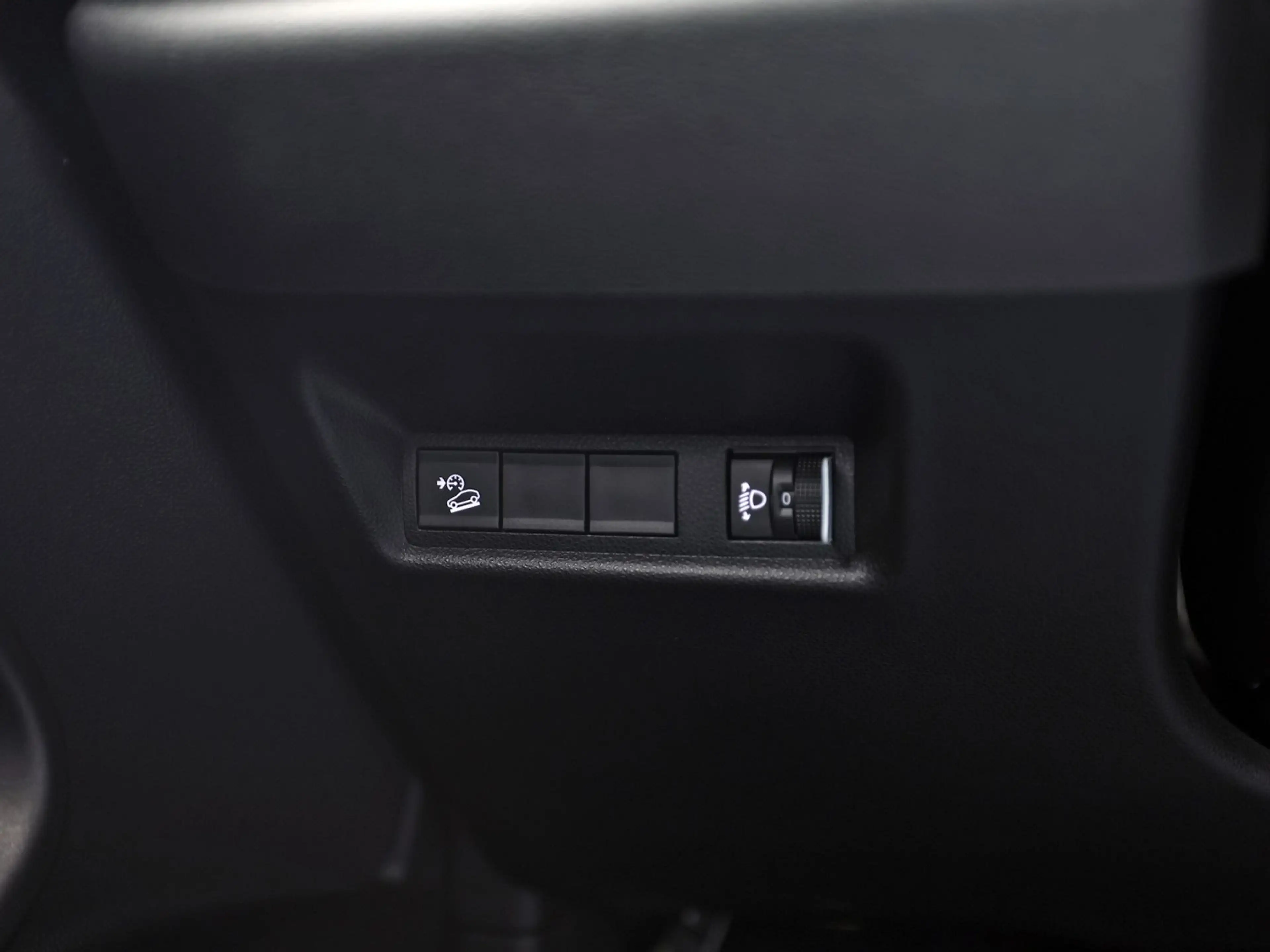 Jeep Avenger 1.2 Longitude (VIRTUAL COCKPIT, APPLE CARPLAY, 360 — photo 26