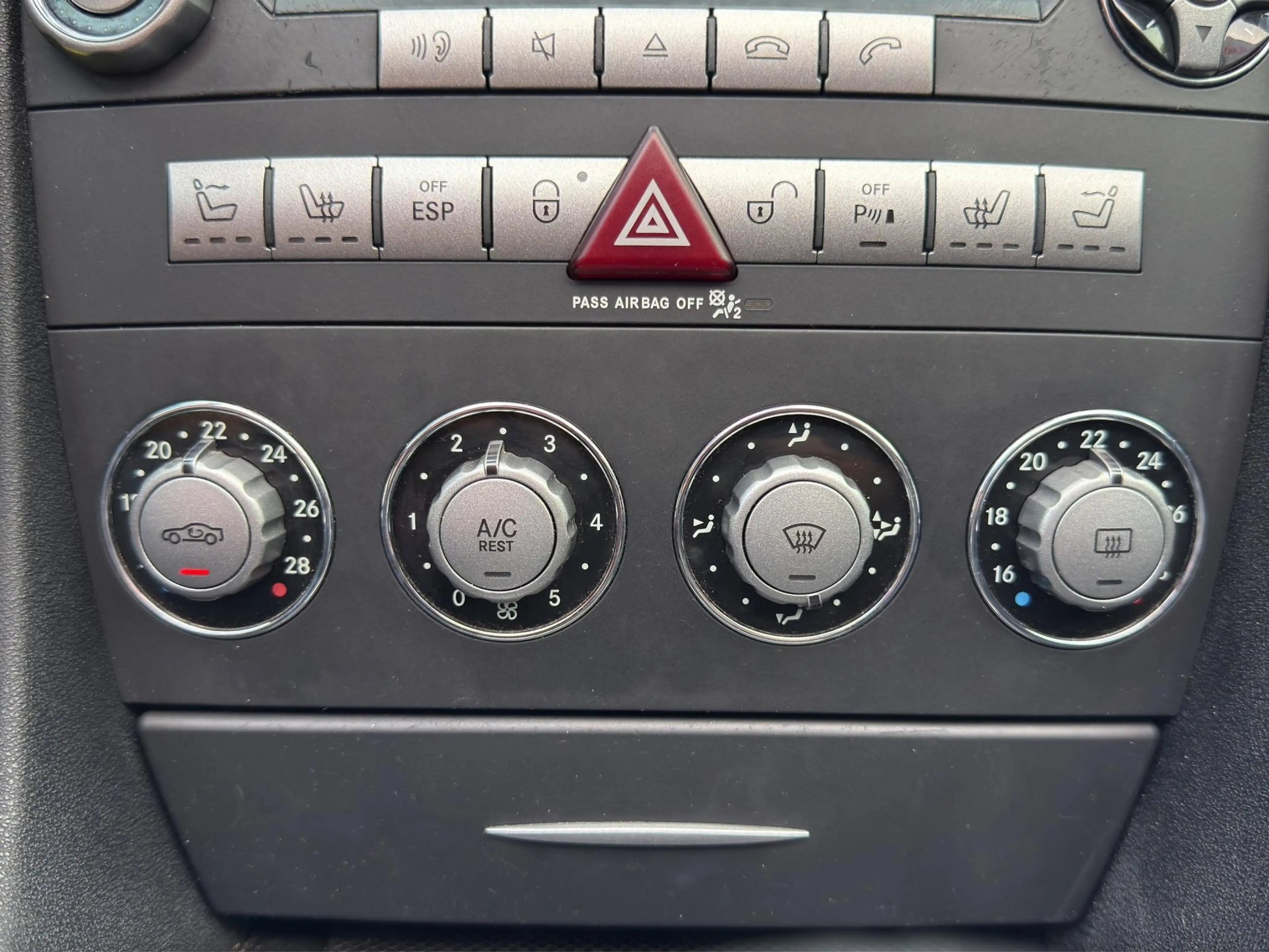 Mercedes-Benz SLK 280 /Apple & Android Carplay/Navi/Stoel&Nek verw./Harm — photo 22
