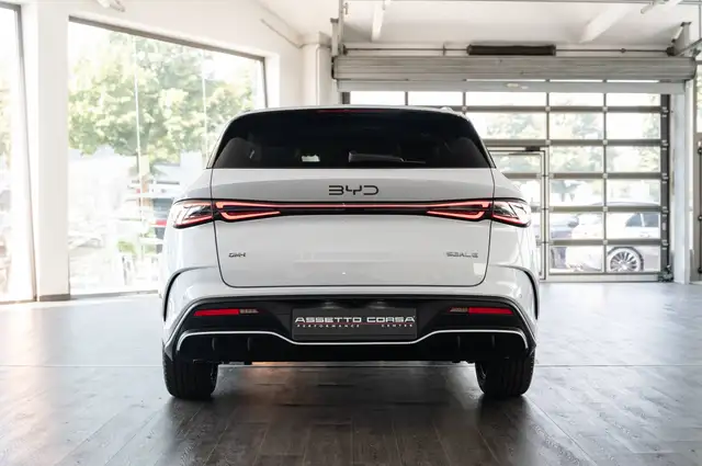 Byd Seal view 5