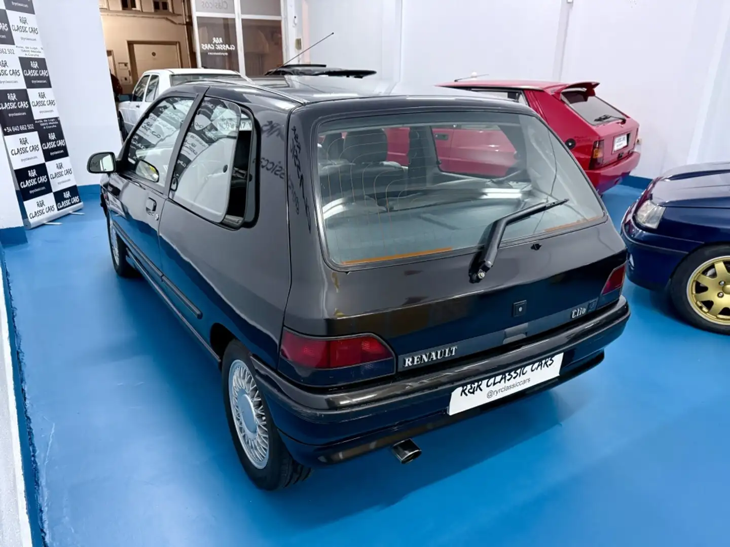 Renault Clio 1.4 Baccara Zwart - 2