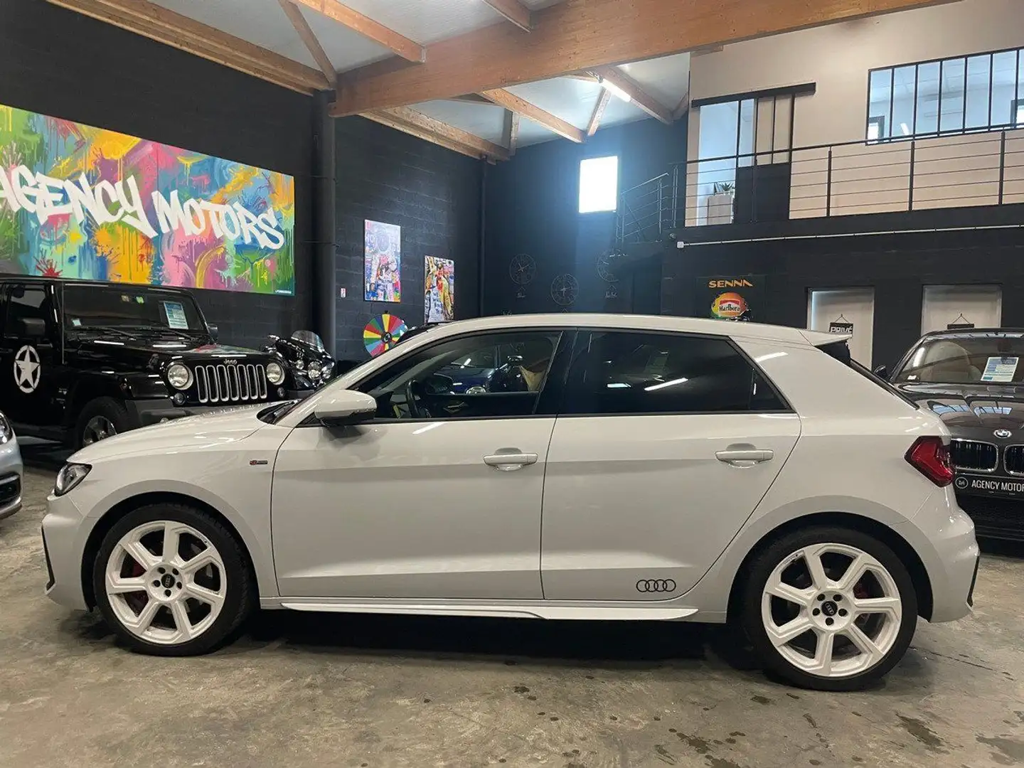 Audi A1 40 TFSI 207ch S line S tronic Blanche 02/2023 Weiß - 2