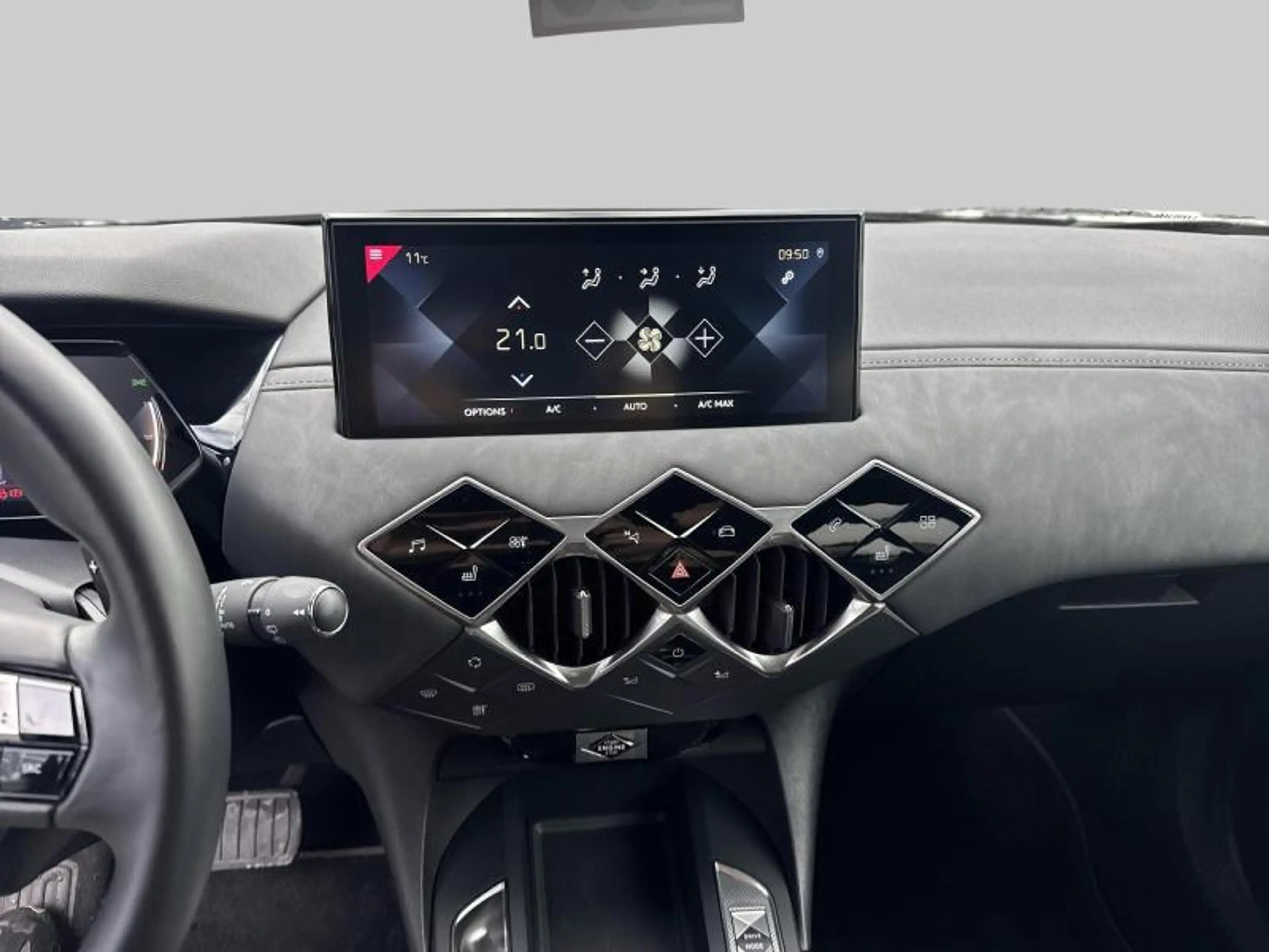 DS Automobiles DS 3 Crossback Rivoli EAT8 — photo 11