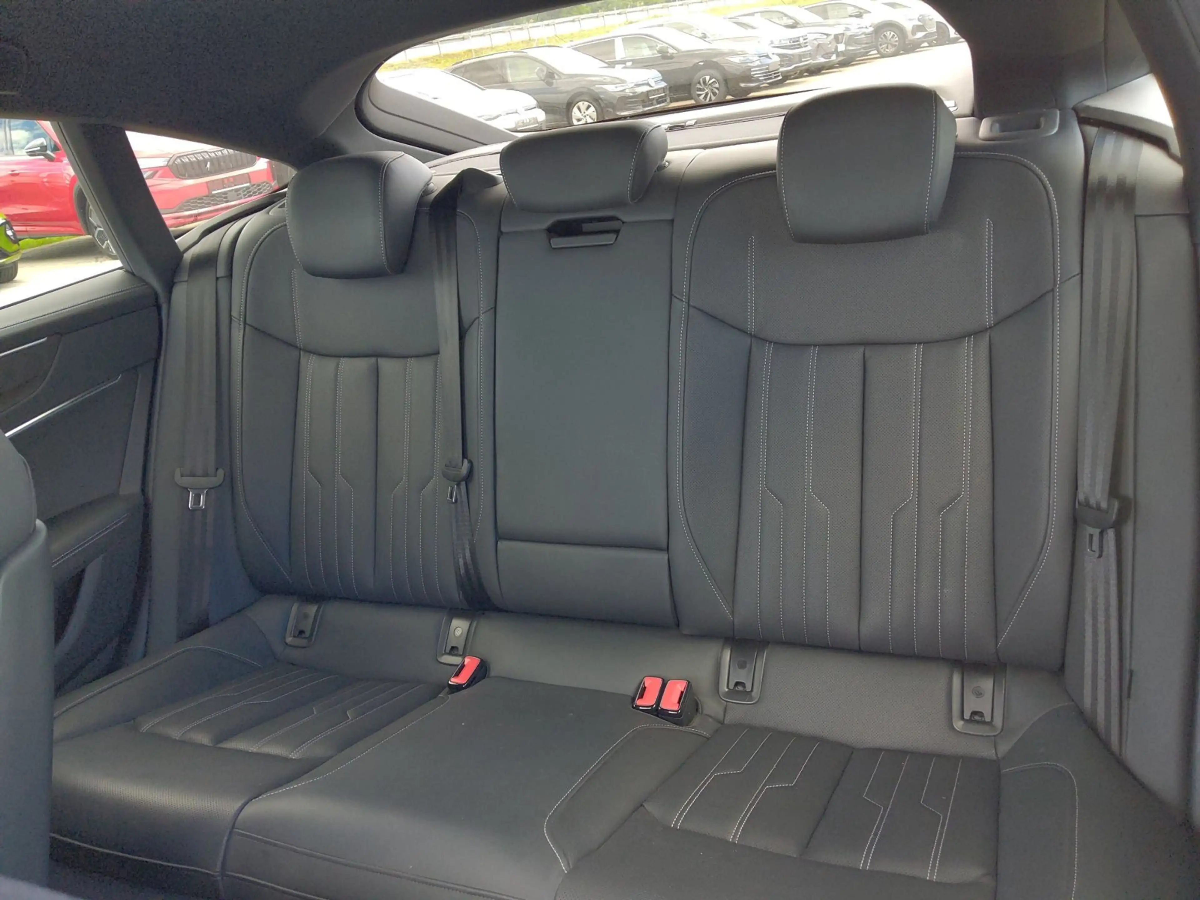 Audi S7 Allradlenk B&O HUD AHK Standh Sitzlüft Massage — photo 13