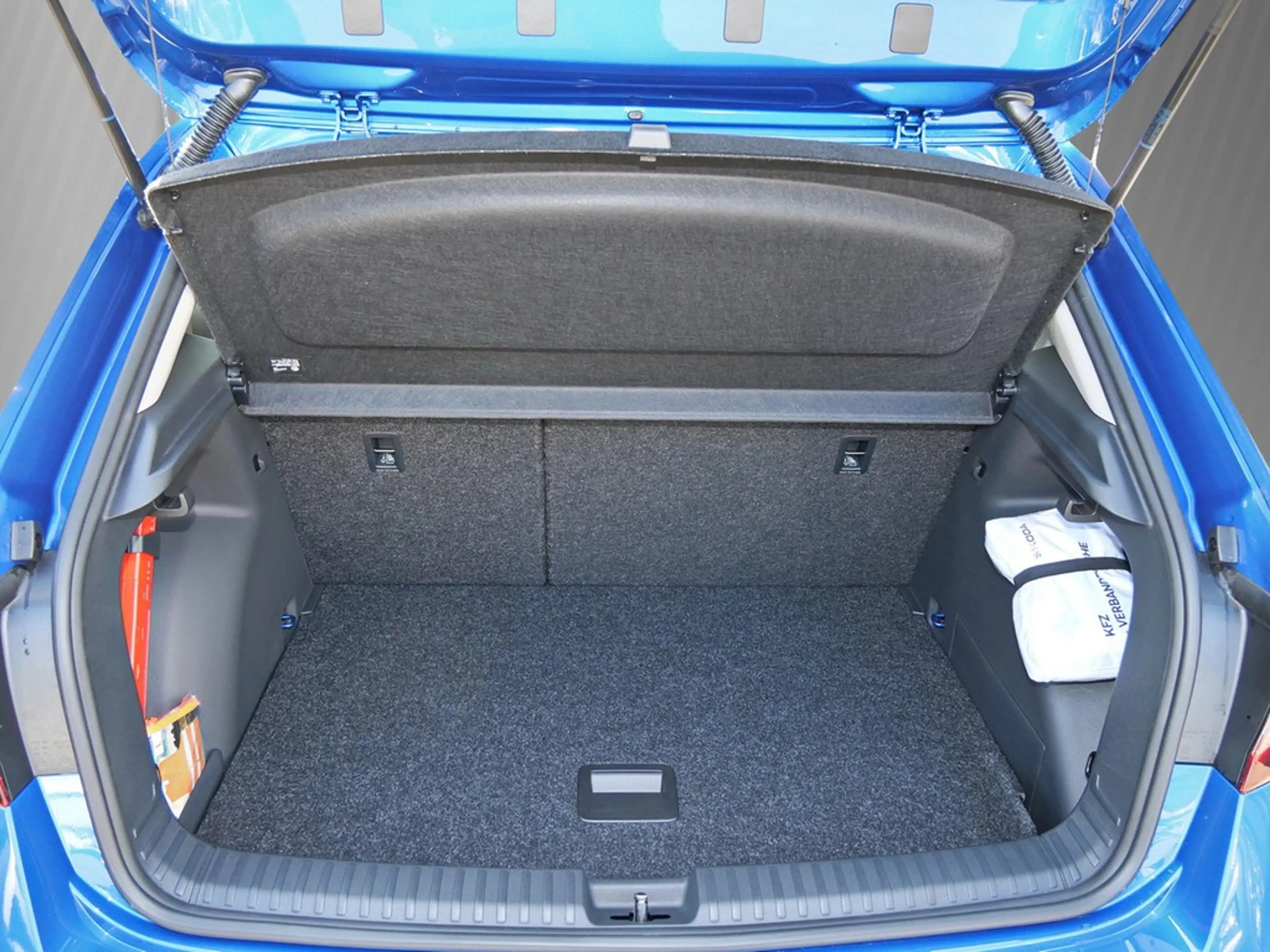 Skoda Fabia Tour 1.0 TSI DSG 85 kW / 116 PS — photo 6