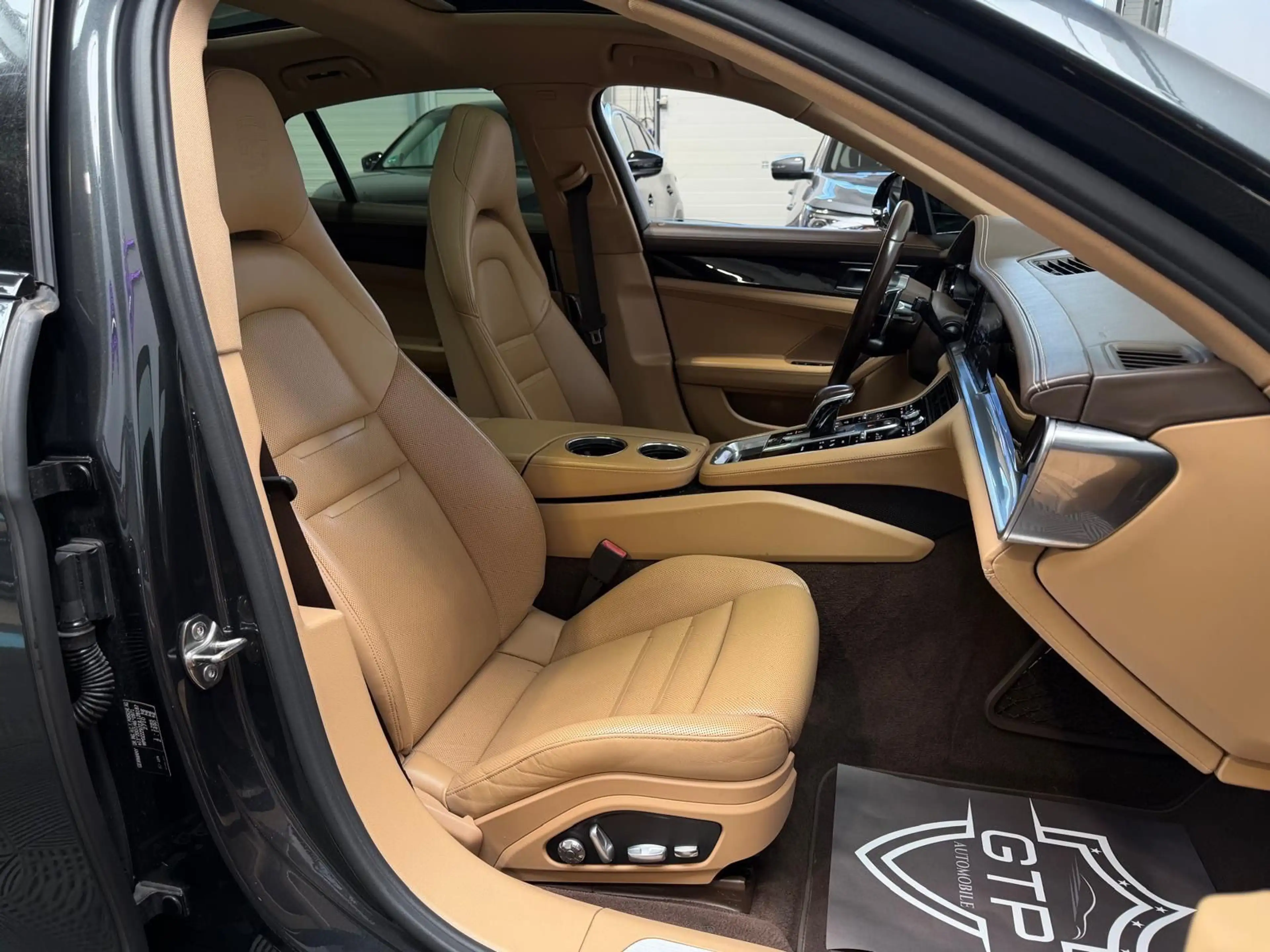 Porsche Panamera 4 E-Hybrid *08.27-Approved*Chrono* — photo 14