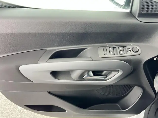 Citroen Berlingo view 10
