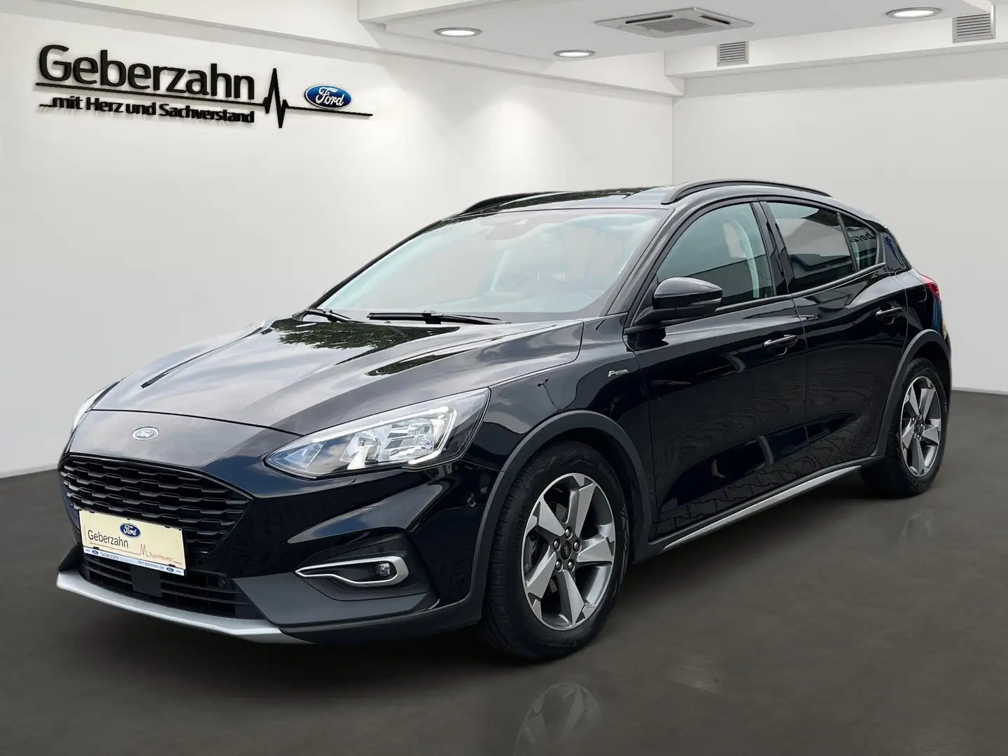 Ford Focus 1.0 EcoBoost MildHybrid Active/BLiS/R.Kamera/ Black - 1