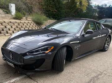 Granturismo 4.7 S Auto