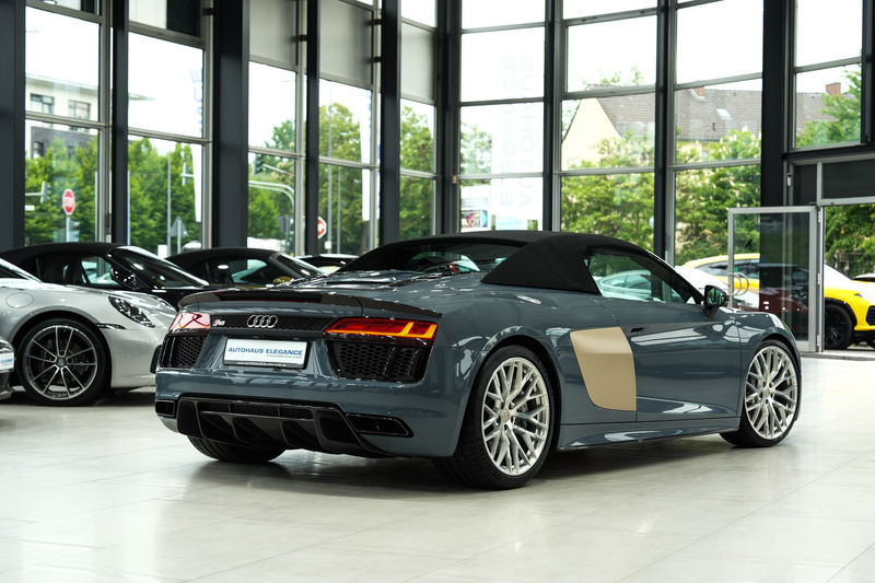 Audi R8 Spyder quattro plus*CARBON-EXT*SPORT-ABG*B&O* — photo 2