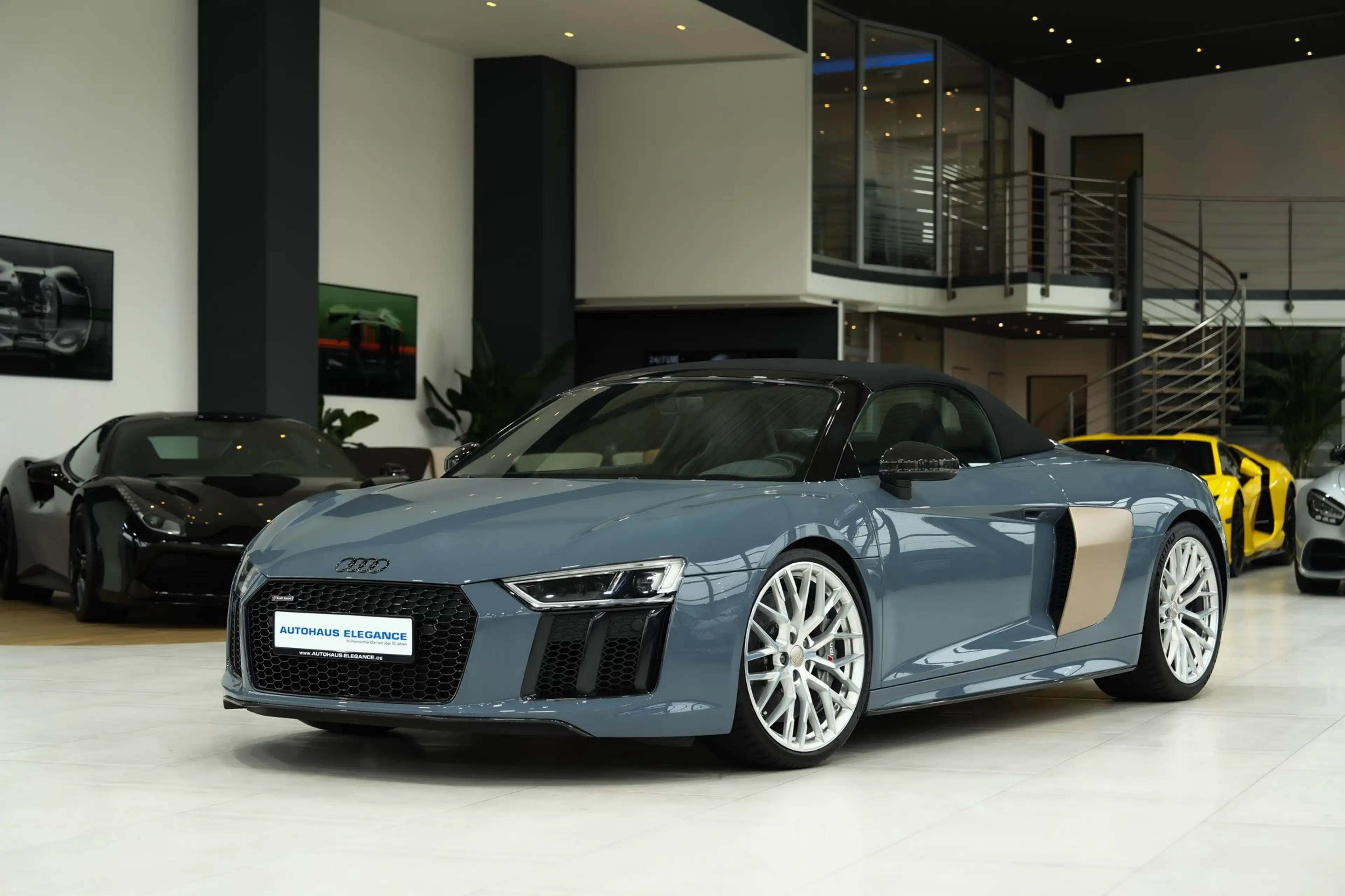 Audi R8 Spyder quattro plus*CARBON-EXT*SPORT-ABG*B&O*