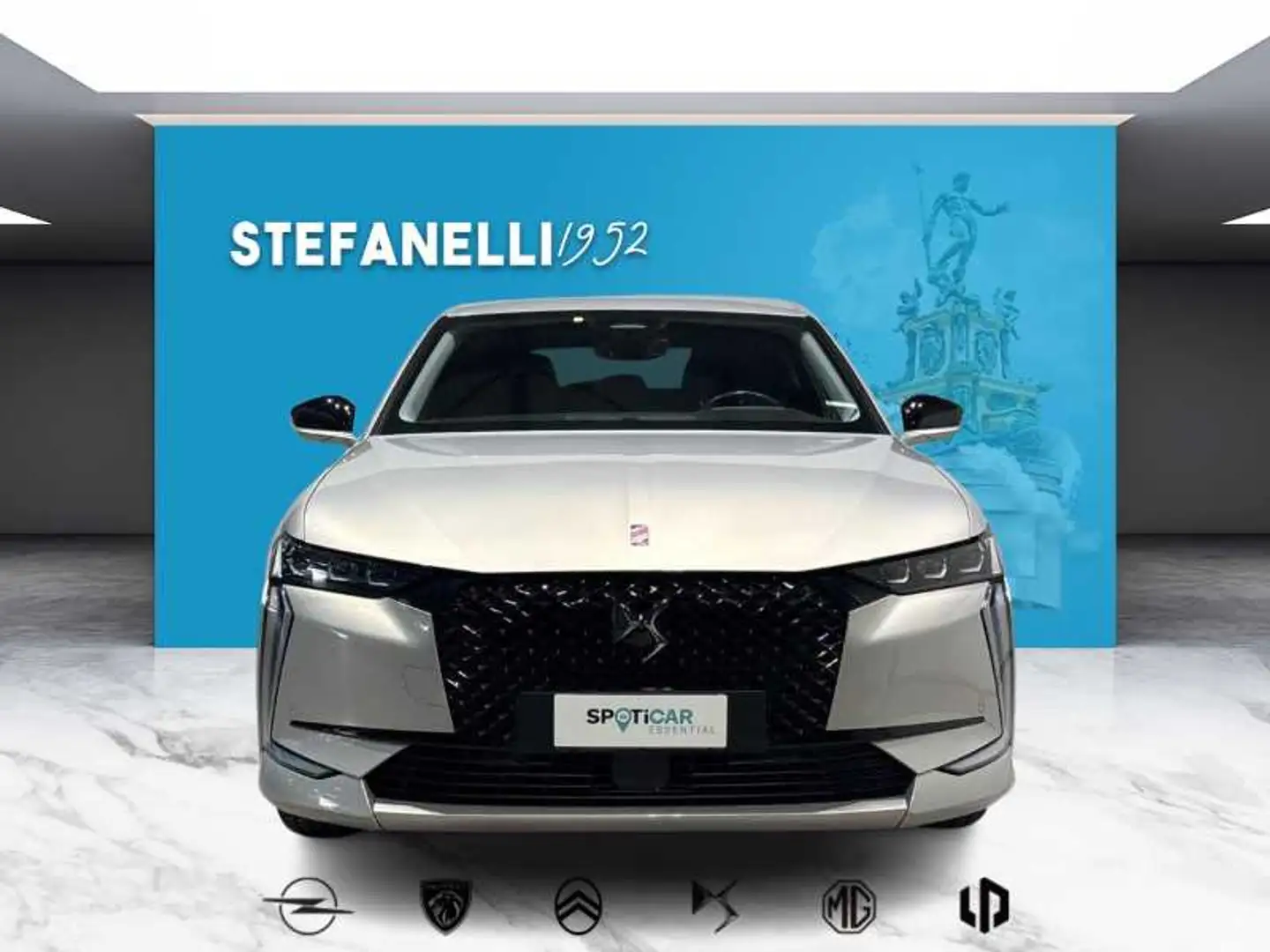 DS Automobiles DS 4 4 II - DS4 1.2 puretech Performance Line 130cv aut Stříbrná - 2