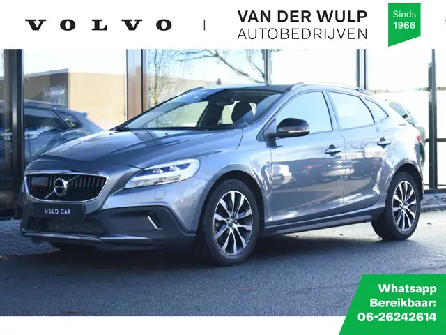 Volvo V40 Cross Country T3 152pk Aut. Momentum | Camera | ACC | Keyless |