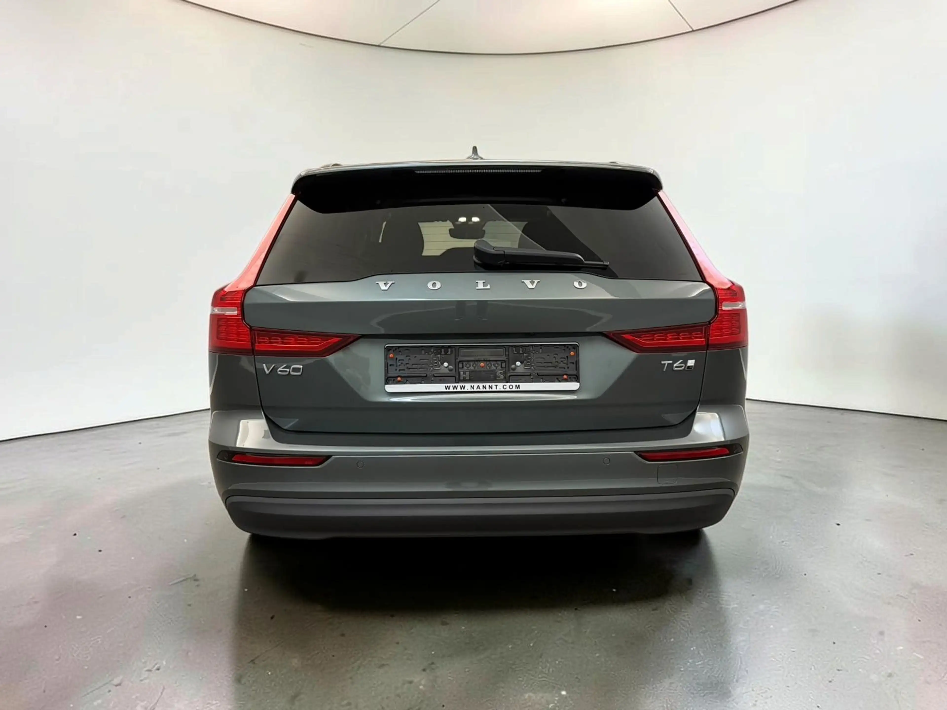 Volvo V60 Kombi Core Hybrid AWD*ACC*AHK*LED*KEYLESS — photo 6