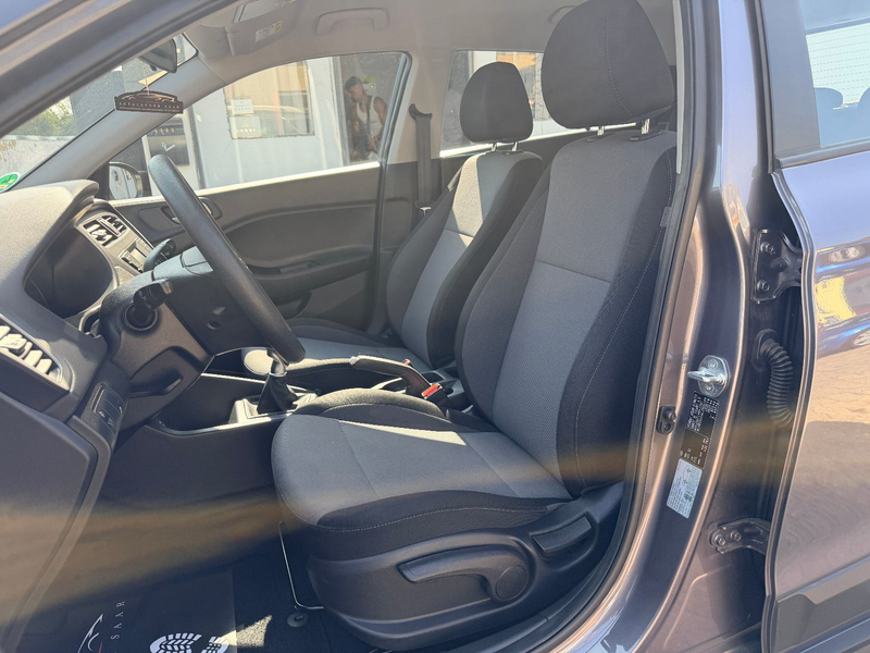 Hyundai i20 Active 1.0 TGDI Select Klimaanlage — photo 11