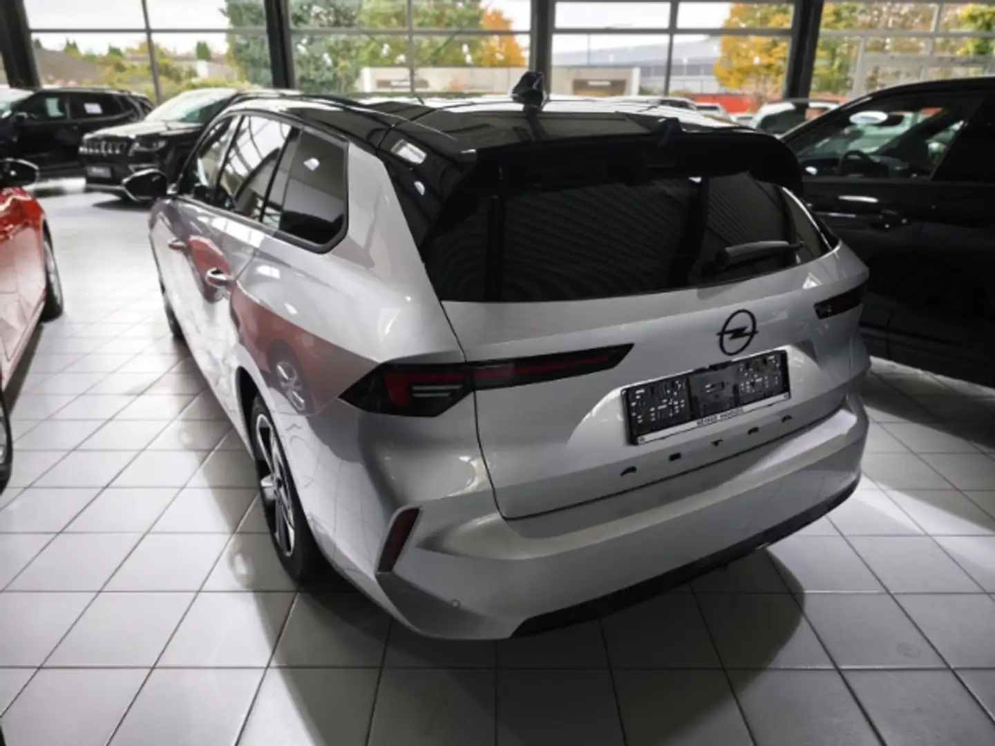 Opel Astra GS 360 Kamera LED Ganzjahresreifen Apple CarPlay A Argent - 2
