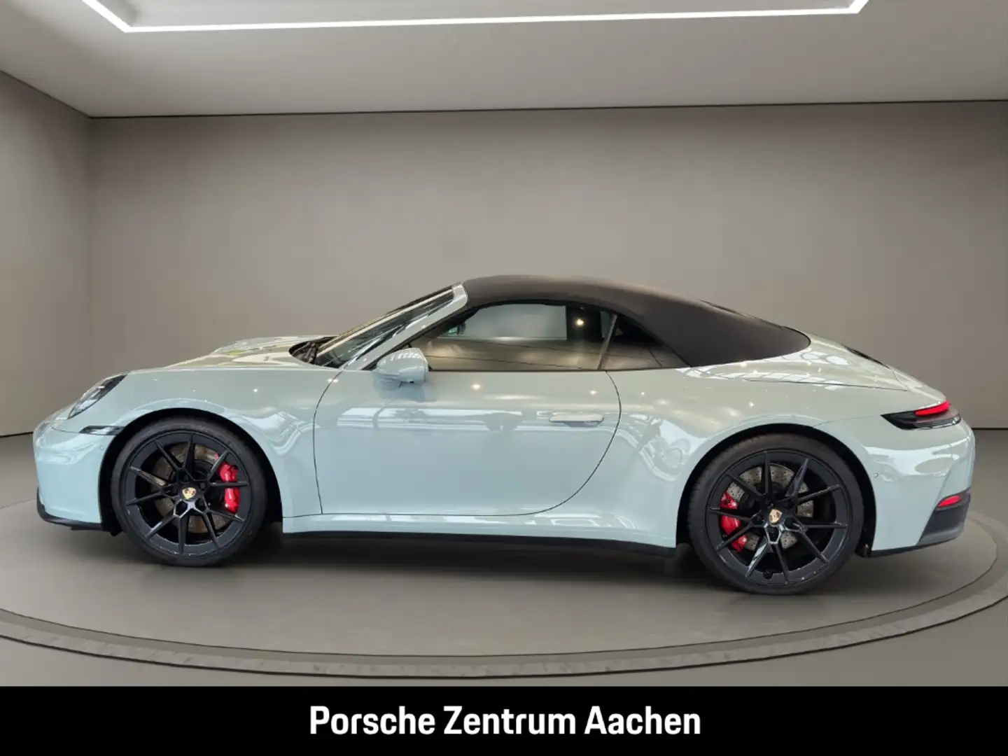 Porsche 992 911 Carrera S Cabriolet InnoDrive Sportabgas Grün - 2