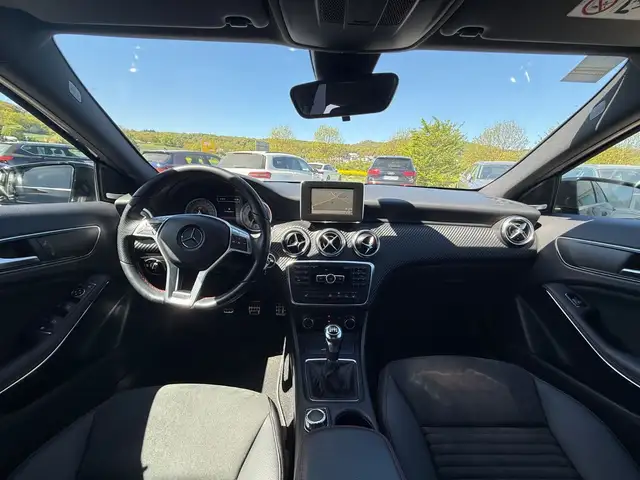 Mercedes-Benz A Class view 11