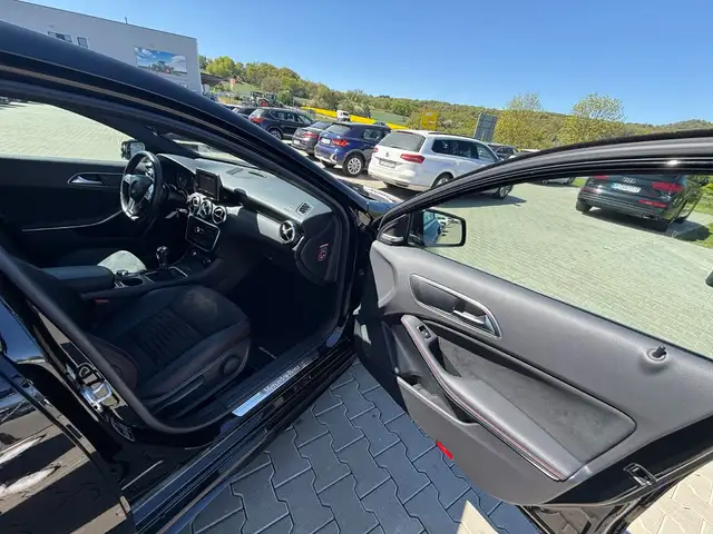 Mercedes-Benz A Class view 15