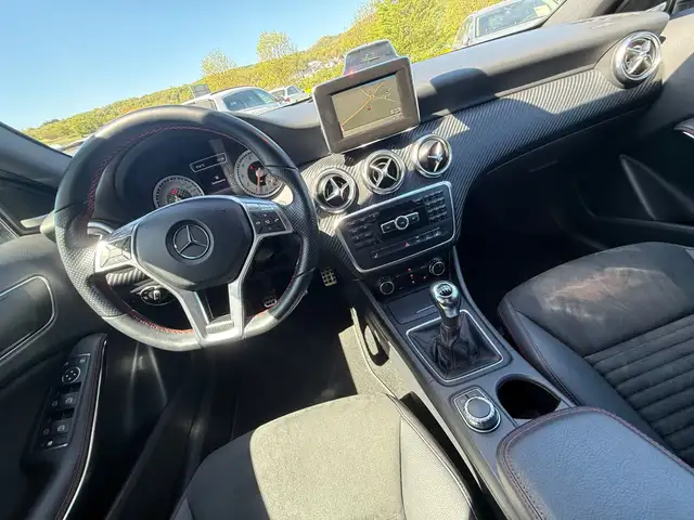 Mercedes-Benz A Class view 14