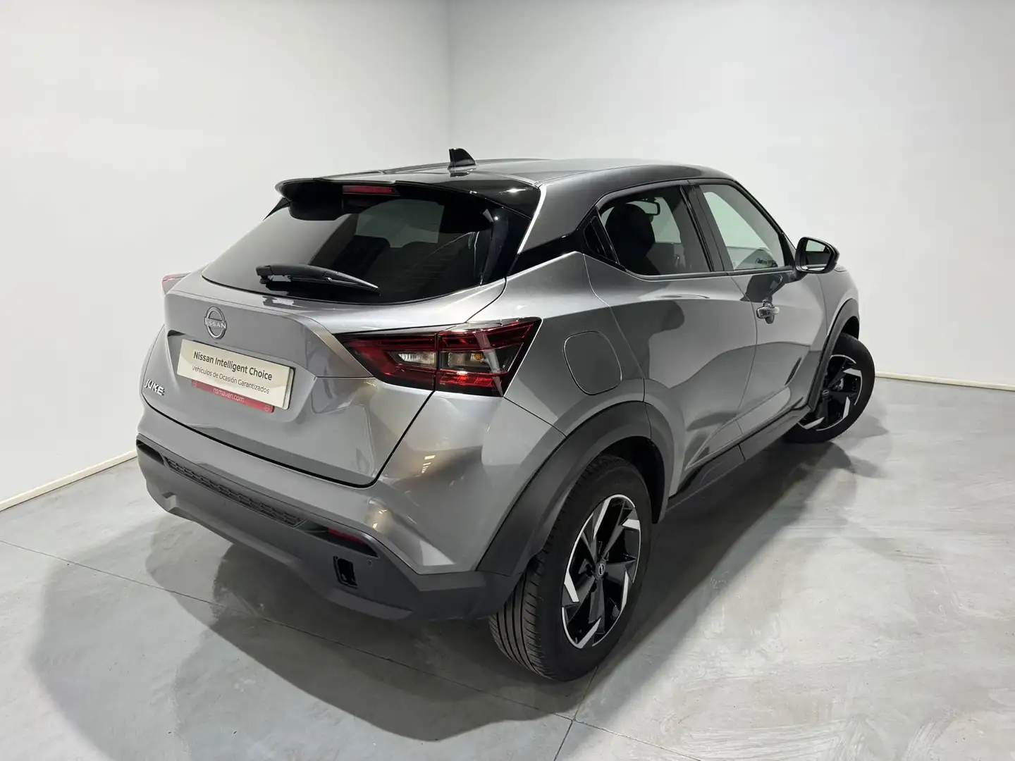 Nissan Juke 1.0 DIG-T N-Connecta 4x2 114 Gris - 2