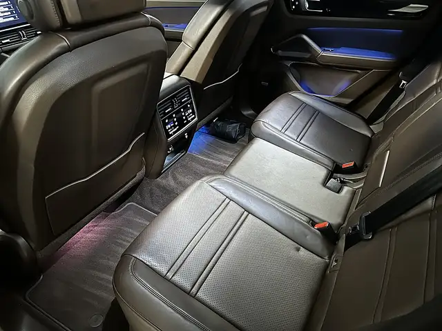 Porsche Cayenne Coupe E-Hybrid PHEV 17,9 kWh Aut. Ansicht 36