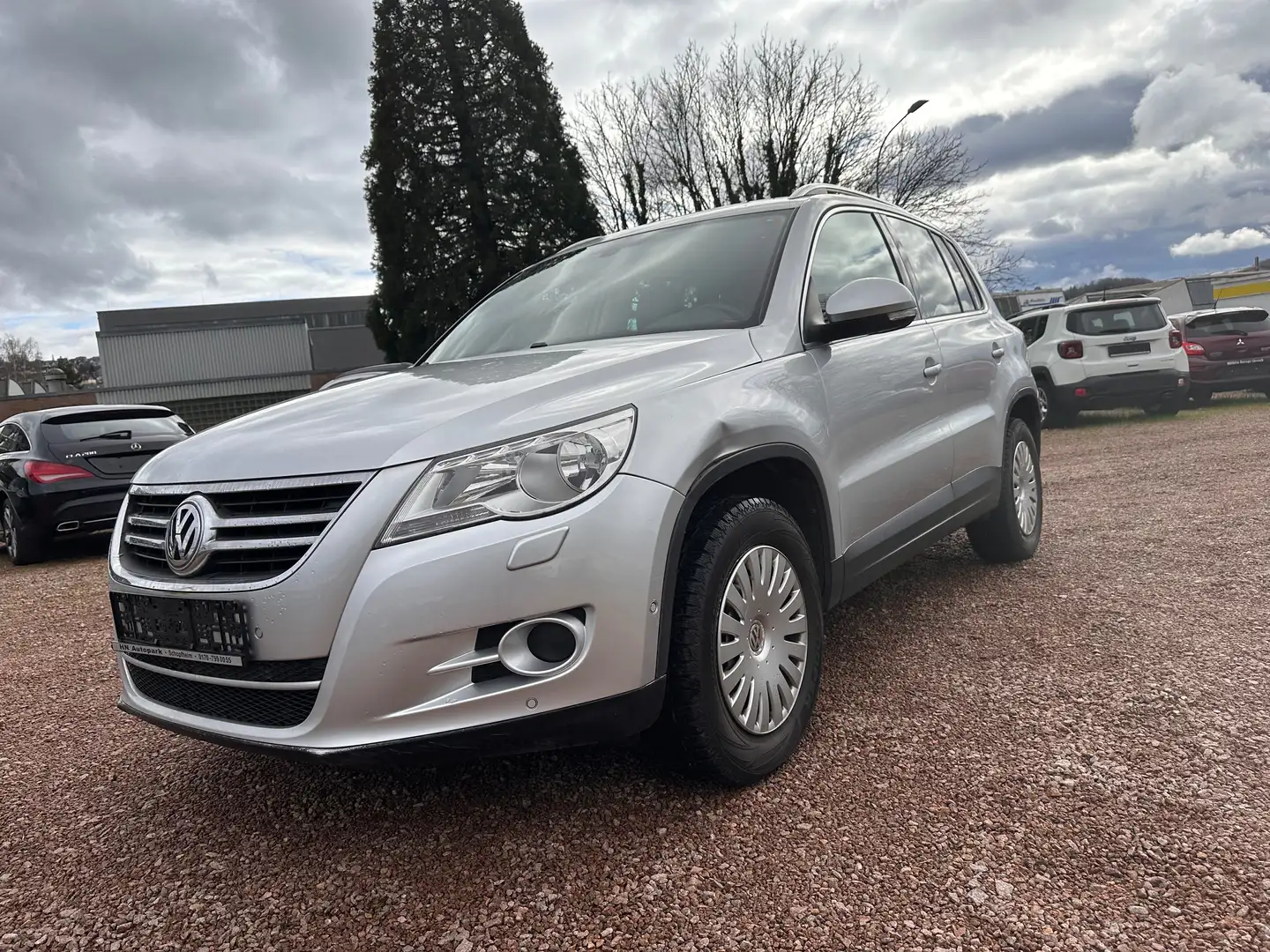 Volkswagen Tiguan Sport *HU 09/2025* Grey - 1