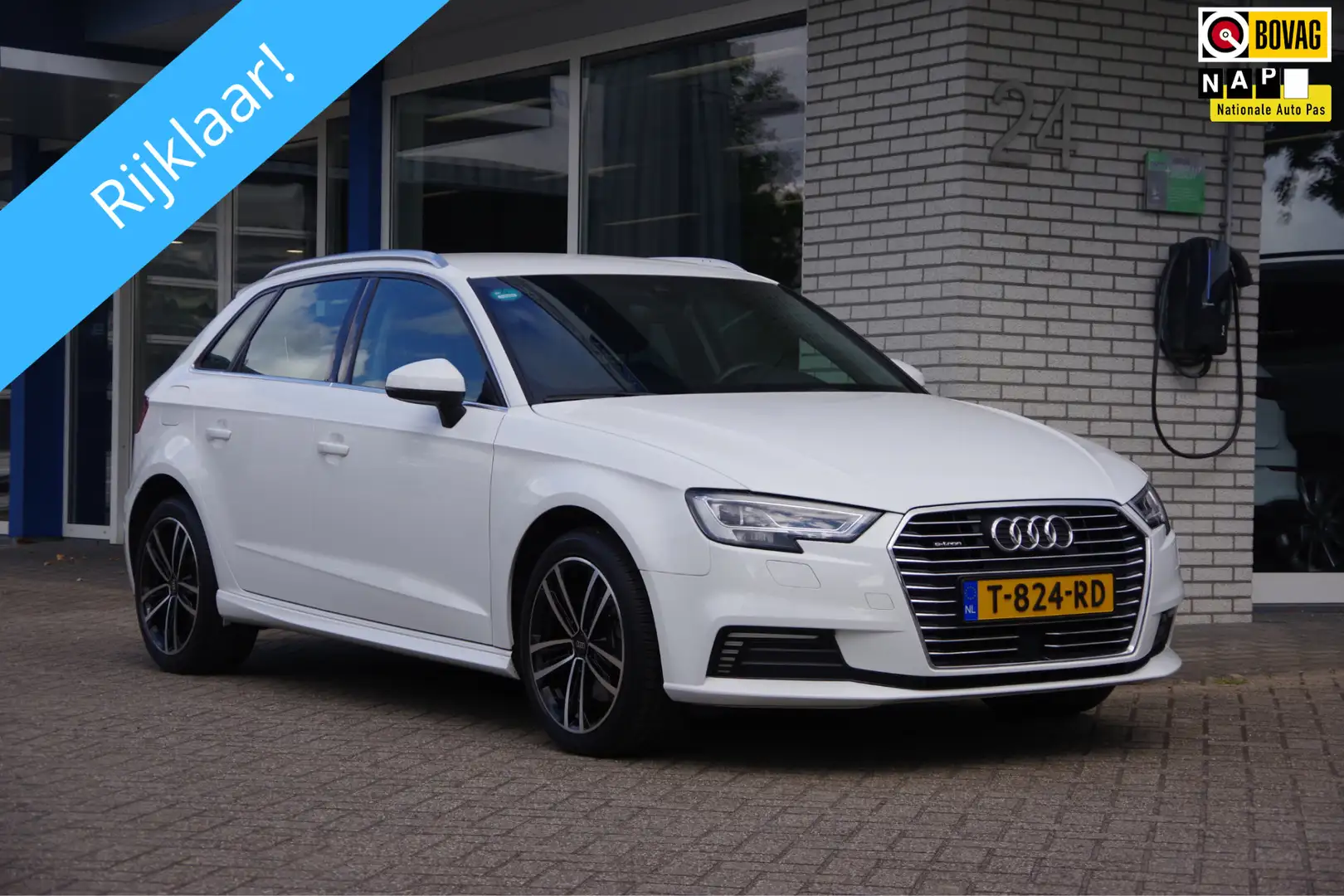 Audi A3 Sportback 40 e-tron Hybrid Sport Navigatie Stoelve Wit - 1