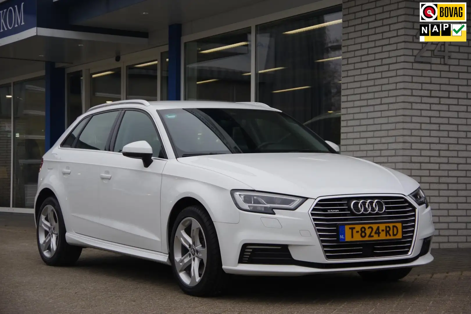 Audi A3 Sportback 40 e-tron Hybrid Sport Navigatie Stoelve Weiß - 1