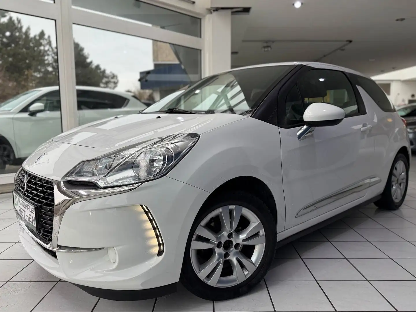Citroen DS3 DS 3 So Chic*1.Hand*Klima*Einparkhilfe* Blanco - 2