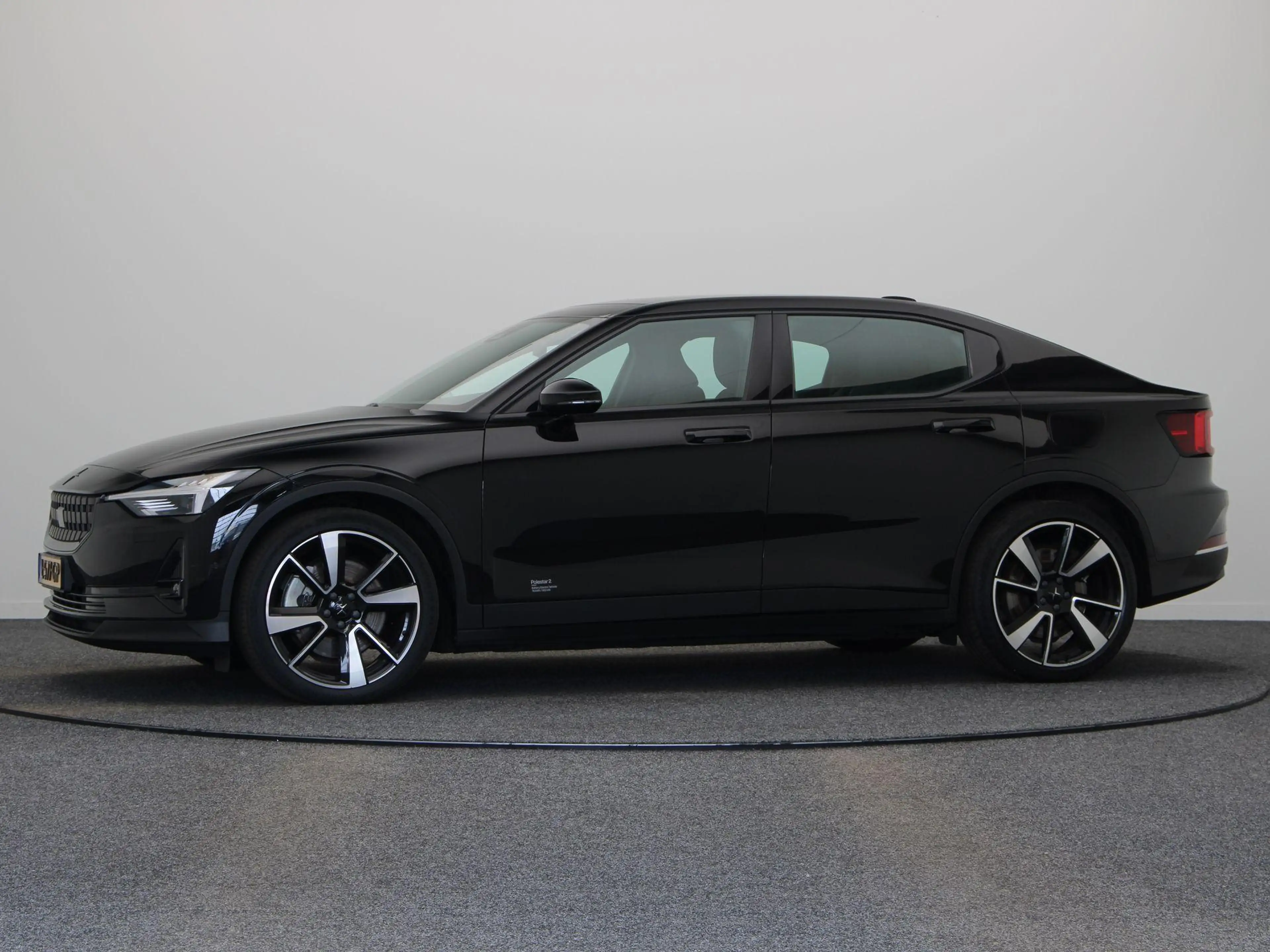 Polestar 2 Long Range Dual Motor Launch Edition 78kWh | SOH 9 — photo 12
